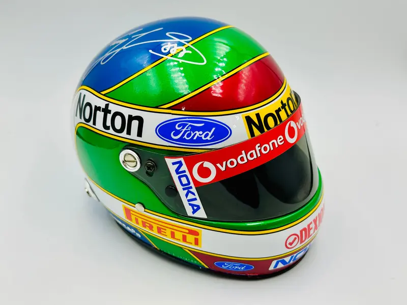 1:2 Helmet -- 2008 Craig Lowndes *Signed* -- Mini Helmets 1
