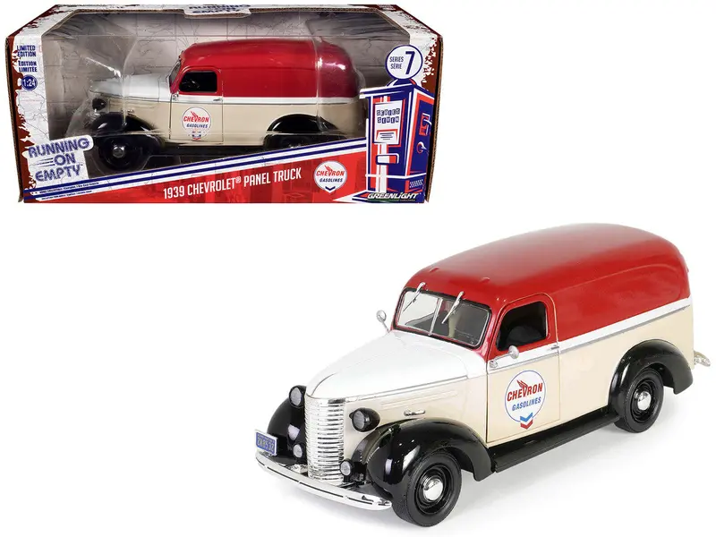 1:24 1939 Chevrolet Panel Truck -- Chevron Gasolines -- Greenlight 1