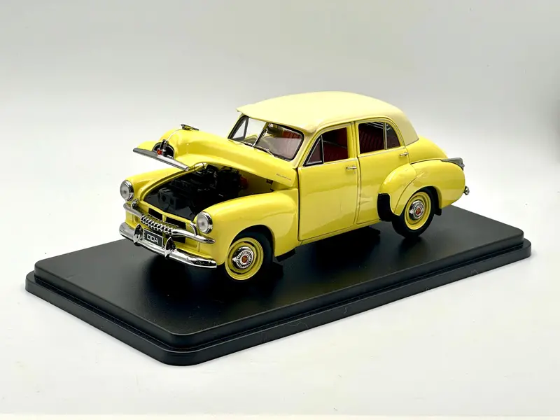 1:24 1953 Holden Fj Sedan -- 2-Tone Light Yellow -- Dda Collectibles 1