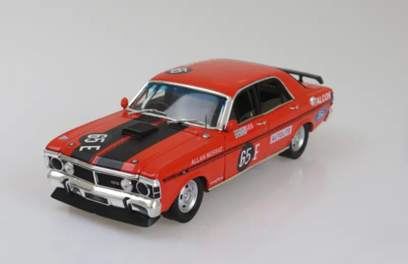 1:24 1971 Bathurst Winner -- Allan Moffat -- #65E Ford Xy Falcon -- Dda 1