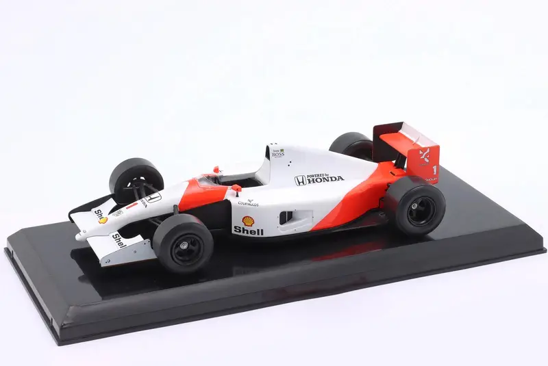 1:24 1991 Ayrton Senna -- World Champion -- #1 Mclaren Mp4/6 -- Atlas/Edicola F1 1