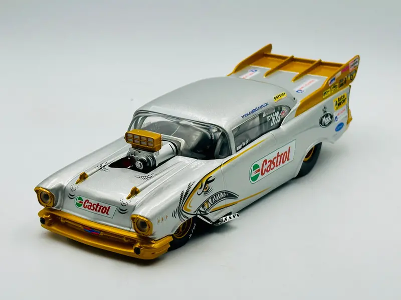 1:24 2002/03 Ben Bray -- 1957 Chevrolet Top Door Slammer -- Classic Carlectables 1