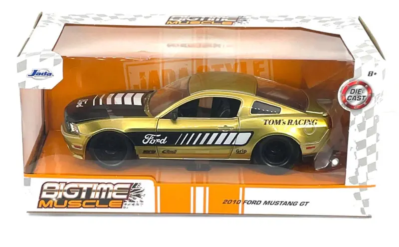 1:24 2010 Ford Mustang Gt -- Gold/Black -- Jada: Bigtime Muscle 1