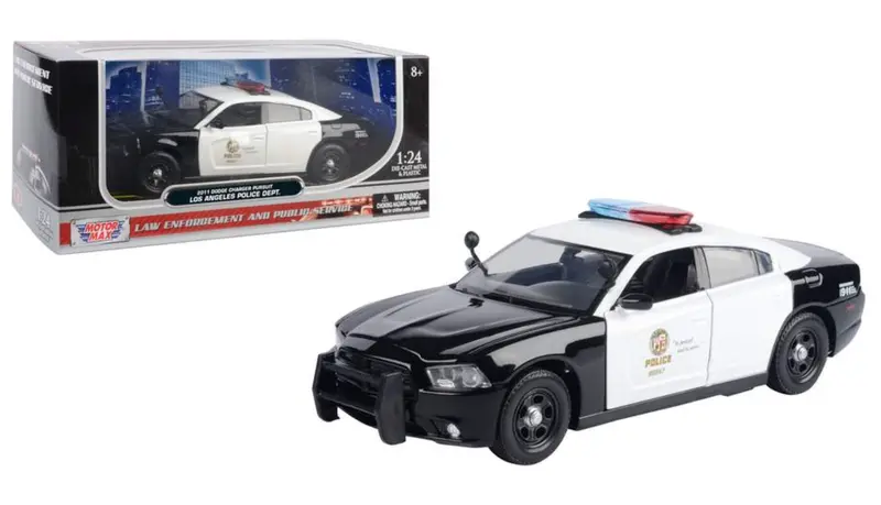 1:24 2011 Dodge Charger Police Pursuit "Lapd" -- Black/White -- Motormax 1