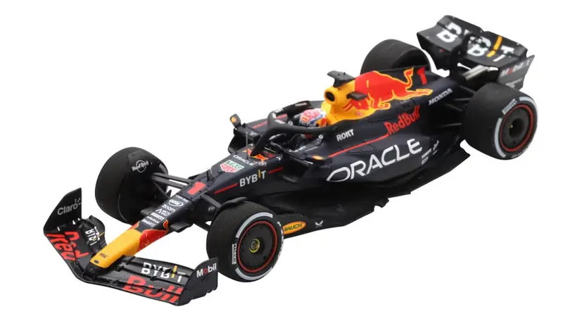 1:24 2023 Max Verstappen -- World Championship Winner Red Bull -- Bburago F1 1