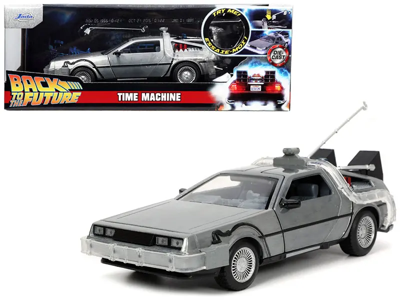 1:24 Back To The Future 1 W/Working Lights -- Delorean Time Machine -- Jada 1