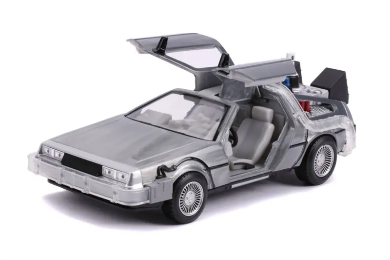 1:24 Back To The Future 2 W/Working Lights -- Delorean Time Machine -- Jada 2
