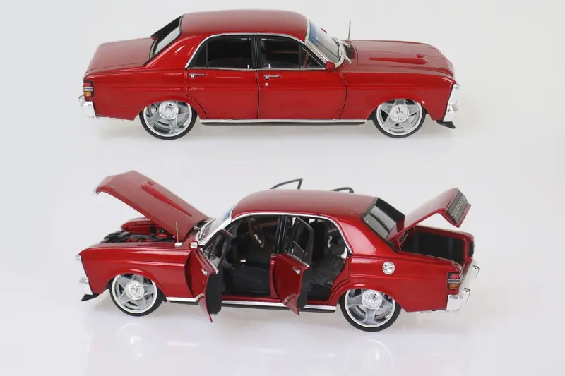 1:24 Ford Xy Falcon -- Custom Candy Red -- Dda Collectibles 1