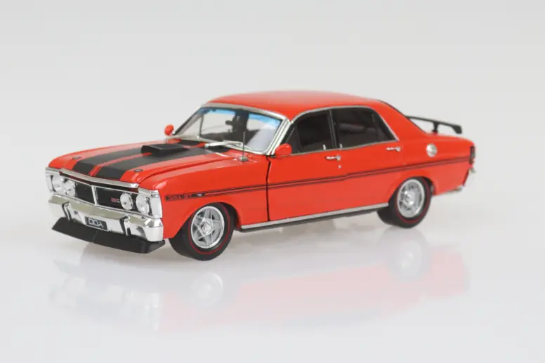 1:24 Ford Xy Falcon Gt-Ho -- Vermillion Fire (Red) -- Dda Collectibles 1