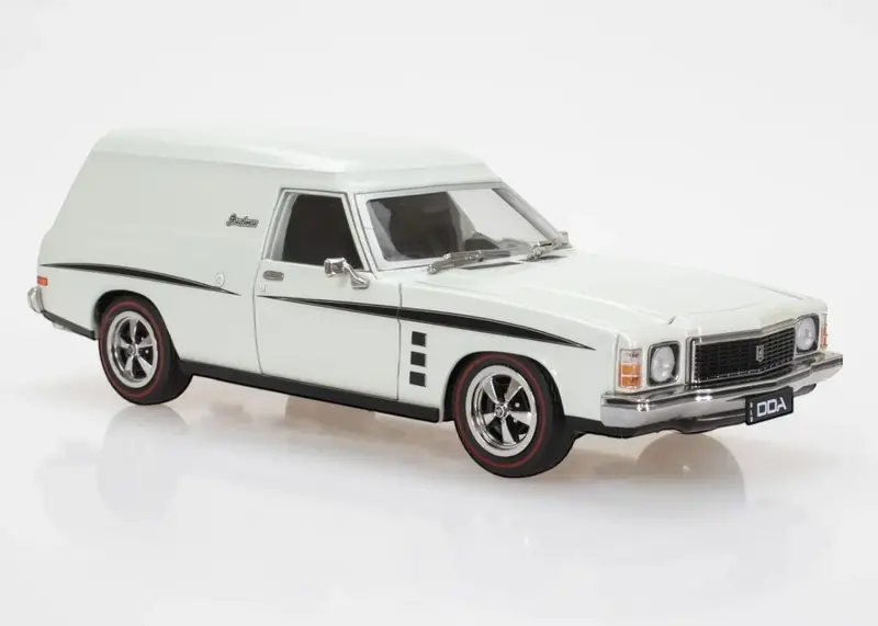 1:24 Holden Hj Panel Van - White W/Black Stripes - Dda Collectibles: Sfragismeno 1