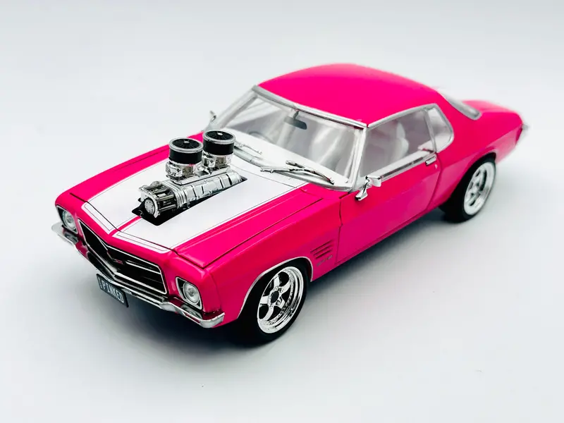 1:24 Holden Monaro Hq Gts -- Pink W/Supercharger -- Dda/Greenlight 1