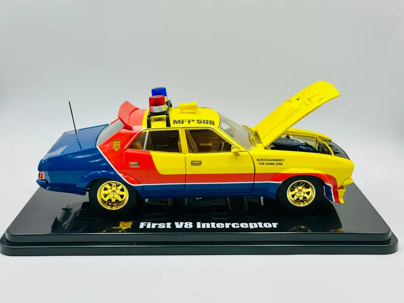 1:24 Mad Max -- First V8 Interceptor -- *Chase Version* -- Ford Xb Falcon -- Dda 1