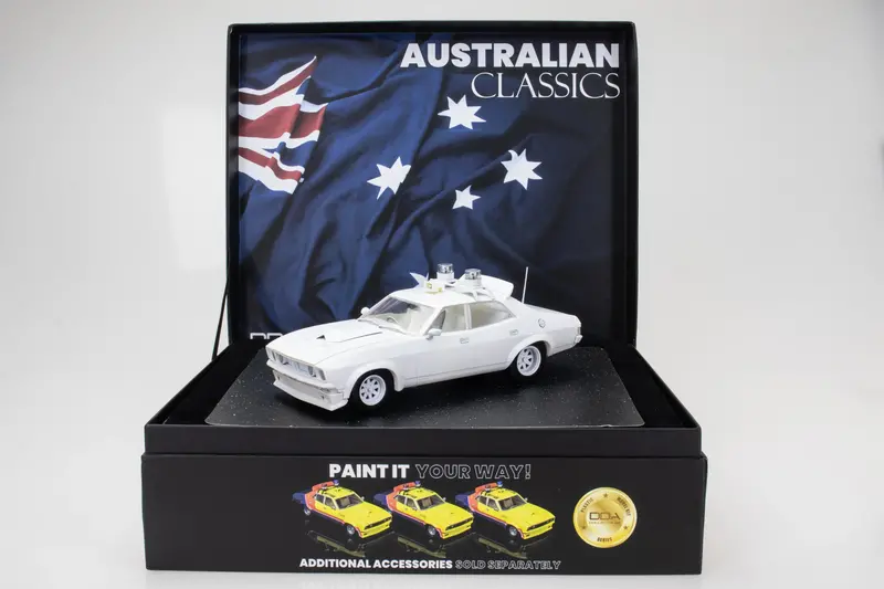 1:24 Mad Max Interceptor -- Ford Xb Falcon -- Plastic Kit -- Dda Collectibles 1