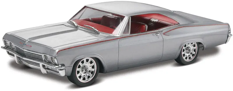 1:25 1965 Chevrolet Impala Foose -- Plastic Kit -- Revell 14190 1