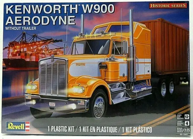 1:25 Kenworth W900 Aerodyne Truck -- Plastic Kit -- Revell 11507 1