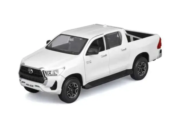1:27 Toyota Hilux 2023 -- White -- Maisto 1:24 32920 1