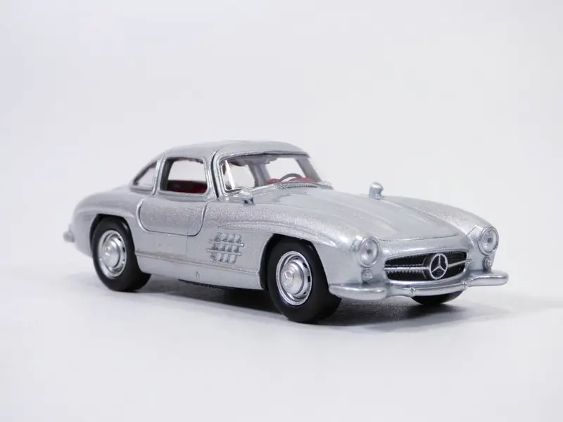 1:43 1954 Mercedes-Benz 300Sl Coupe W198 -- Silver -- Norev 1