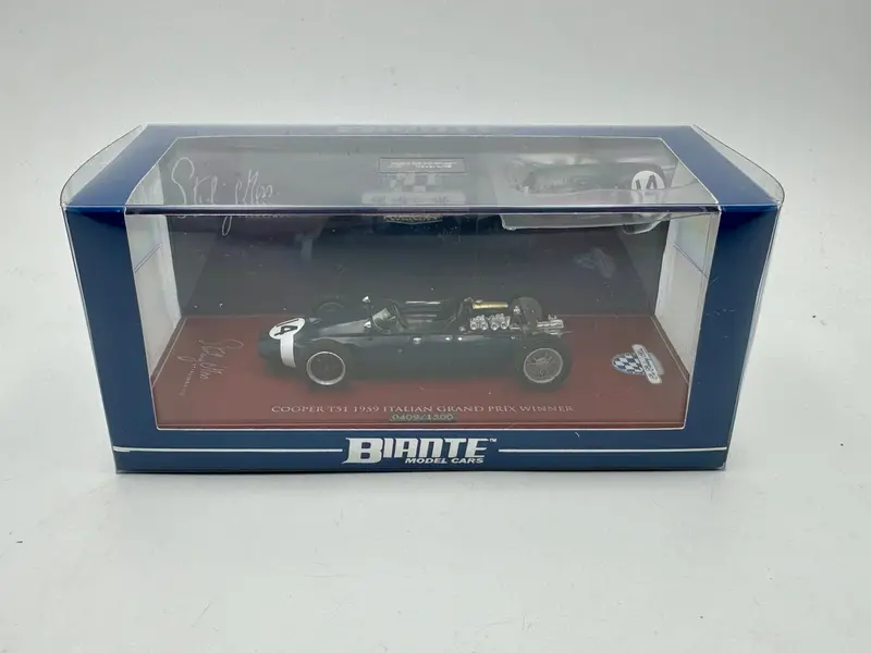 1:43 1959 Stirling Moss -- Italian Gp Winner -- #14 Cooper F1 T51 -- Biante 2
