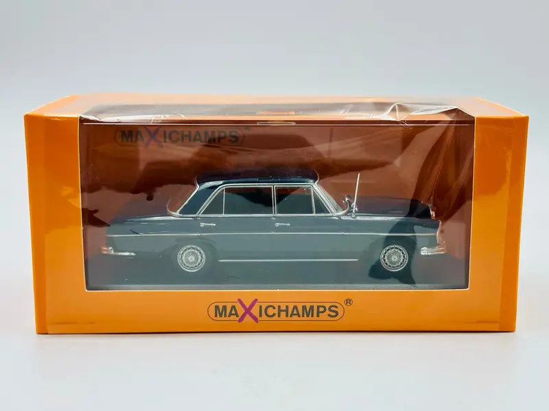 1:43 1968 Mercedes-Benz 300 Sel 6.3 (W109) -- Dark Blue -- Minichamps 1