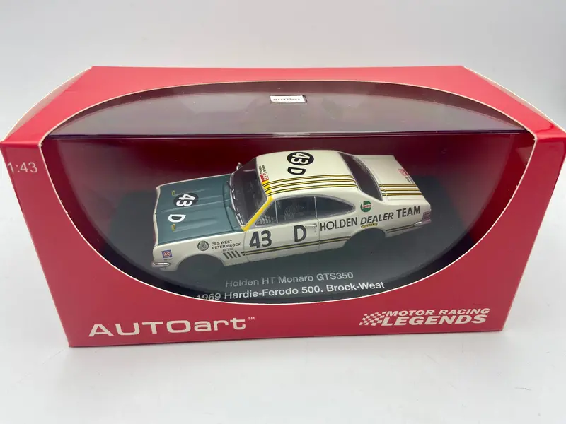 1:43 1969 Bathurst Peter Brock -- Holden Ht Monaro Gts350 -- Biante/Autoart 1