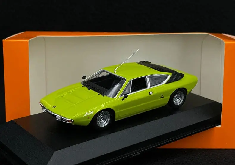 1:43 1974 Lamborghini Urraco -- Green -- Minichamps 1