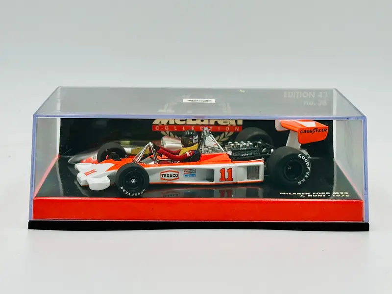 1:43 1976 James Hunt -- #11 Mclaren Ford M23 -- Minichamps F1 1