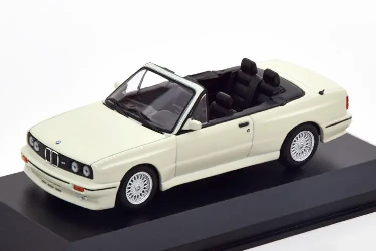 1:43 1988 Bmw M3 Cabriolet (E30) -- White -- Minichamps 1
