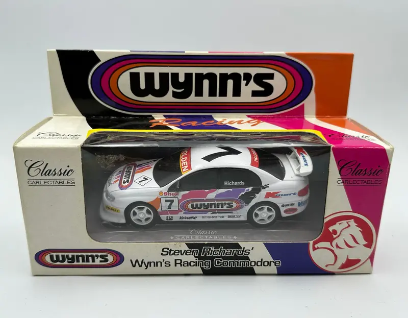 1:43 1999 Steven Richards -- Holden Vt Commodore -- Classic Carlectables 1