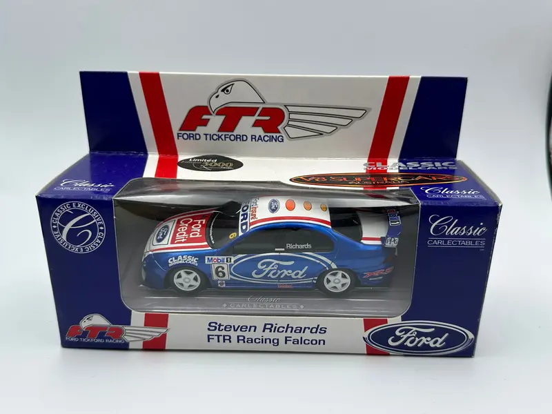 1:43 2001 Steven Richards -- Ford Au Falcon -- Classic Carlectables 1