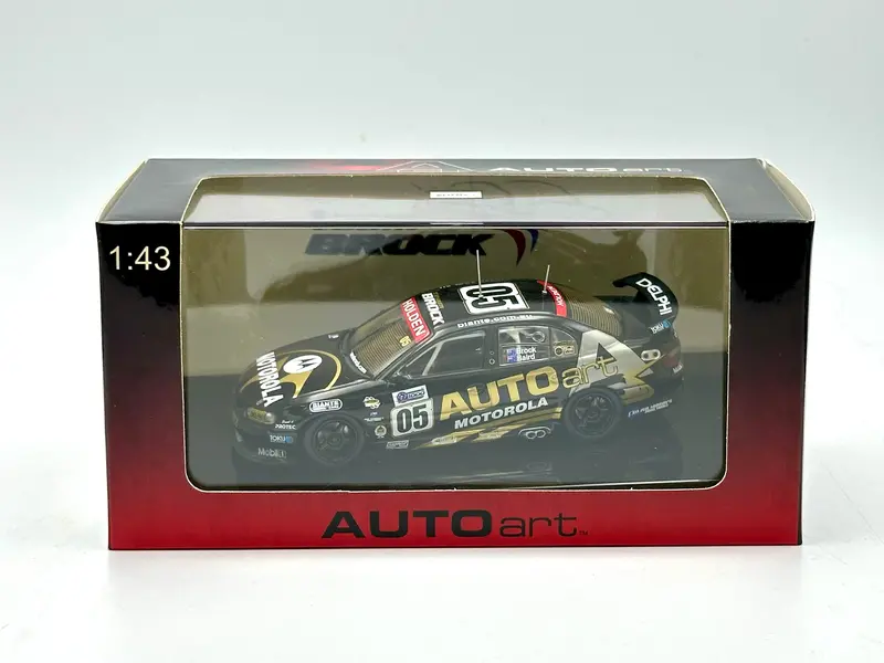 1:43 2002 Bathurst Brock/Baird -- Holden Vx Commodore -- Biante 1