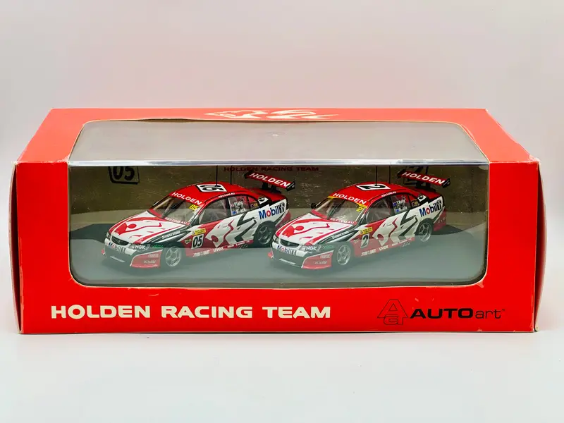 1:43 2004 Hrt Bathurst Twin Set -- Brock/Skaife/Kelly/Plato -- Biante/Autoart 1