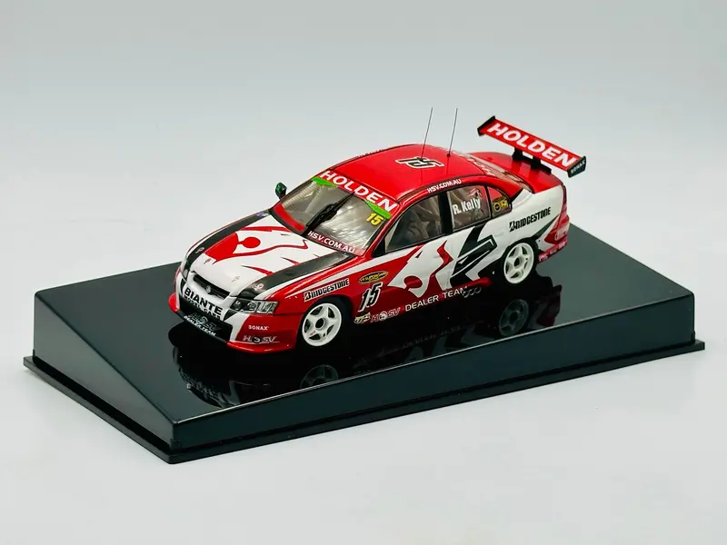 1:43 2005 Rick Kelly -- #15 Hsv Dealer Team -- Holden Vz Commodore -- Autoart 1