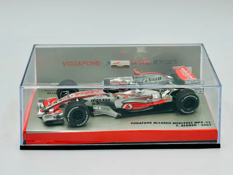 1:43 2007 Fernando Alonso -- #1 Mclaren Mercedes Mp4-22 -- Minichamps F1 1
