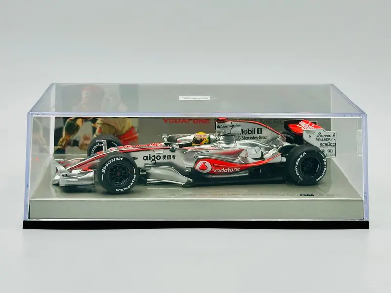 1:43 2008 Lewis Hamilton -- #22 Mclaren Mercedes Showcar -- Minichamps F1 1