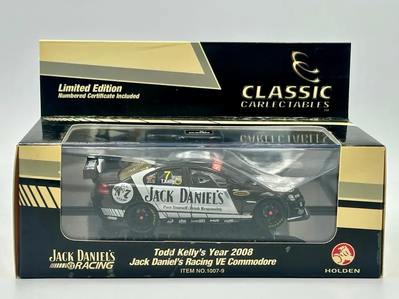 1:43 2008 Todd Kelly -- #7 Holden Ve Commodore -- Classic Carlectables 1