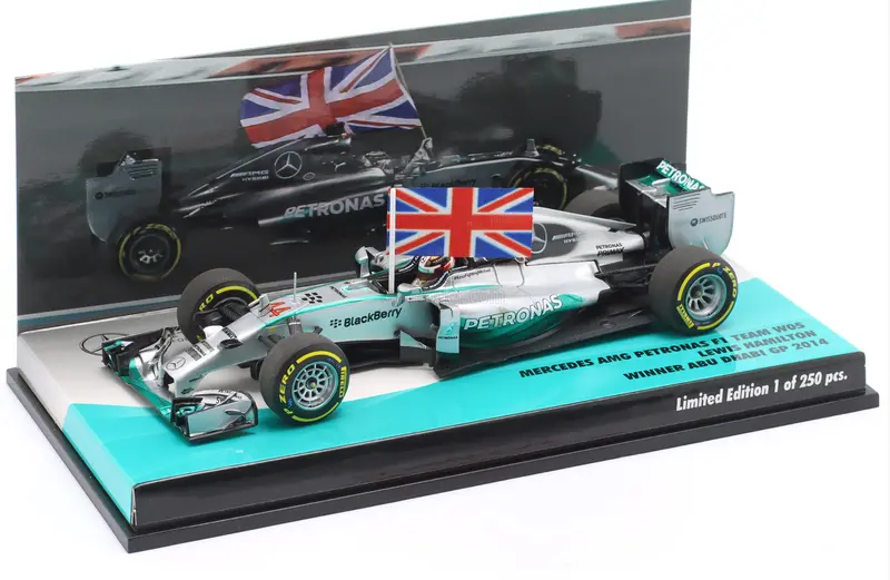 1:43 2014 Lewis Hamilton -- World Champion -- Mercedes W05 -- Minichamps F1 1