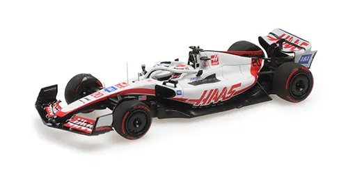 1:43 2022 Kevin Magnussen -- Bahrain Gp -- Haas F1 Team Vf-22 -- Minichamps F1 1