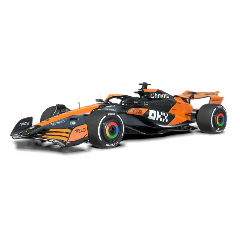 1:43 2024 Oscar Piastri -- Miami Gp -- #81 Mclaren Mcl38 -- Bburago F1 2