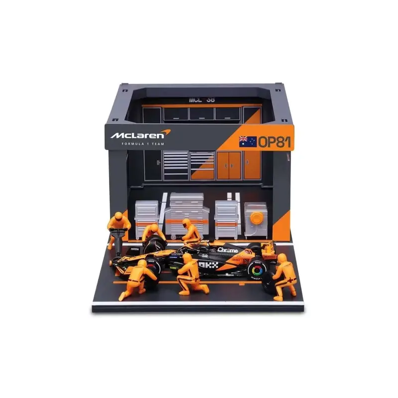 1:43 2024 Oscar Piastri W/Pit Stop Diorama -- #81 Mclaren Mcl38 -- Bburago F1 1