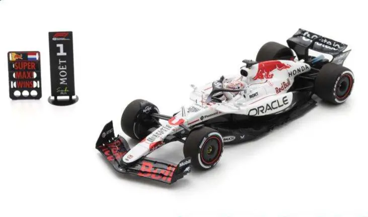 1:43 2025 Max Verstappen -- Japanese Gp Winner -- #1 Red Bull Rb21 -- Spark F1 1