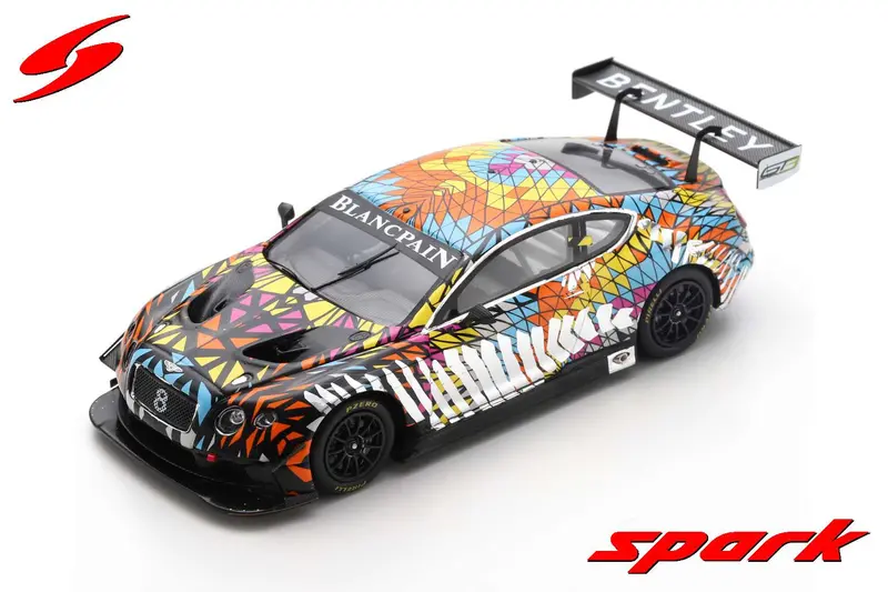 1:43 Bentley Continental Gt3 Princess Yatchs Dazzle Livery -- Spark 1