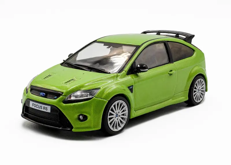 1:43 Ford Focus Mkii Rs 2010 -- Ultimate Green -- Solido 1