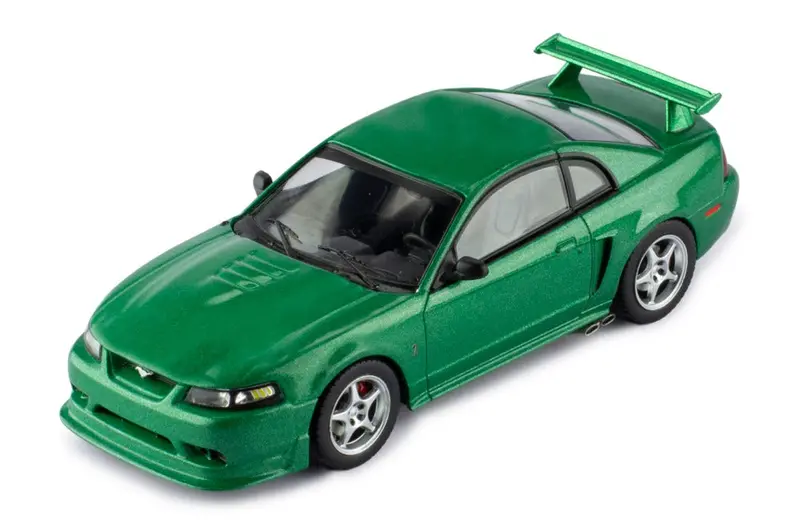 1:43 Ford Mustang Stv Cobra R 2000 -- Green -- Ixo Models 1