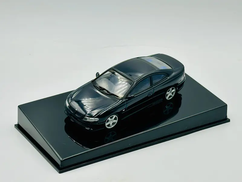 1:43 Holden Coupe Concept Car -- Metallic Blue/Black -- Autoart 1