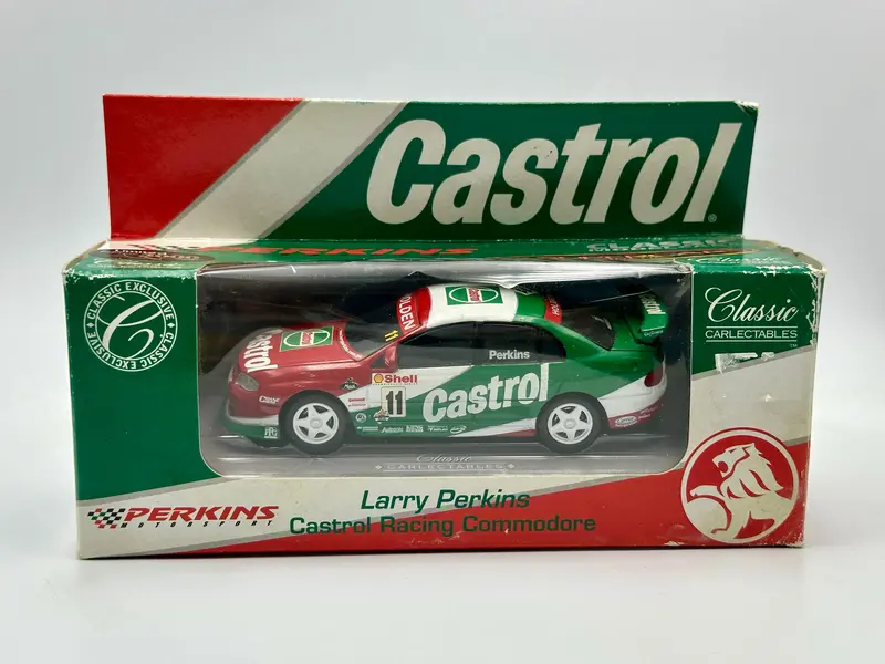 1:43 Larry Perkins - #11 Castrol -- Holden Vx Commodore -- Classic Carlectables 1