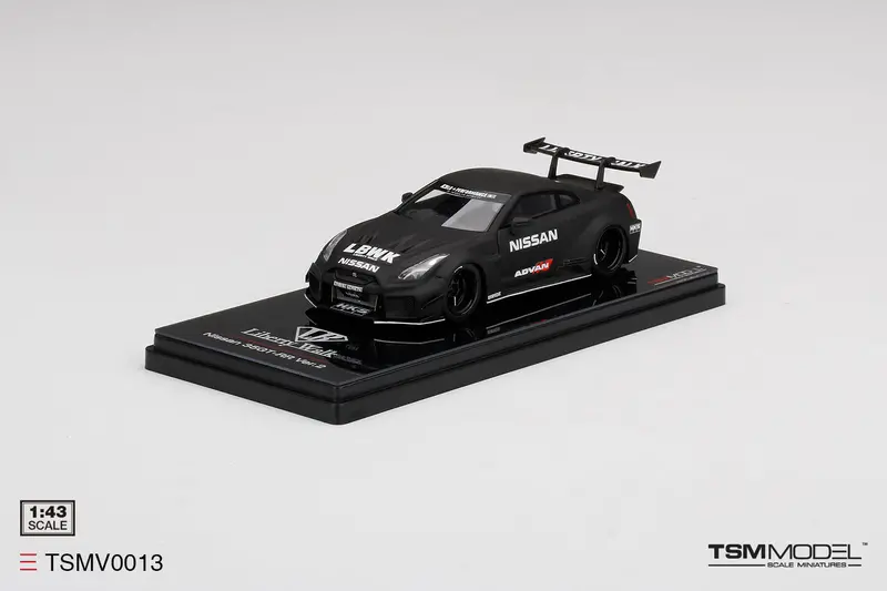 1:43 Nissan R35 Gtrr Lb-Silhouette Works Gt Ver.2 -- Matt Black Lbwk -- Tsm 1