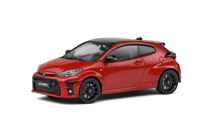 1:43 Toyota Yaris Gr -- Karmina Red Metallic -- Solido 1