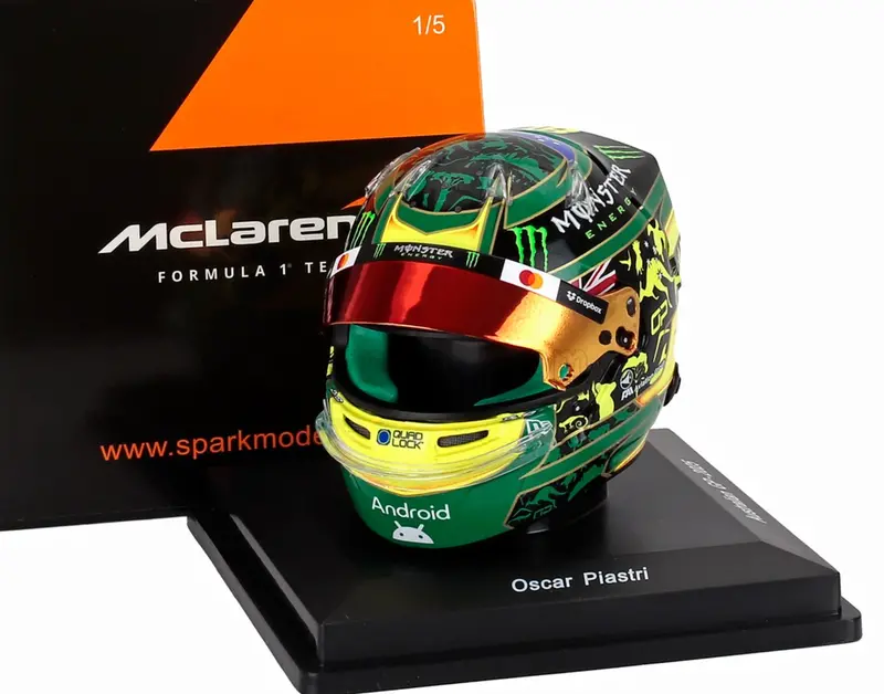 1:5 Helmet -- Oscar Piastri - 2025 Australian Gp -- Mclaren -- Spark F1 1