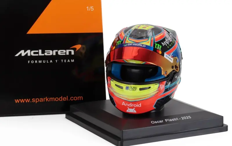1:5 Helmet -- Oscar Piastri - 2025 Season -- Mclaren -- Spark F1 1
