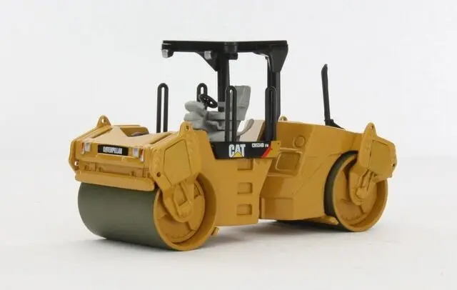 1:50 Cat Cb-543D Xw Vibratory Asphalt Compactor W/Cabin -- Caterpillar Norscot 1
